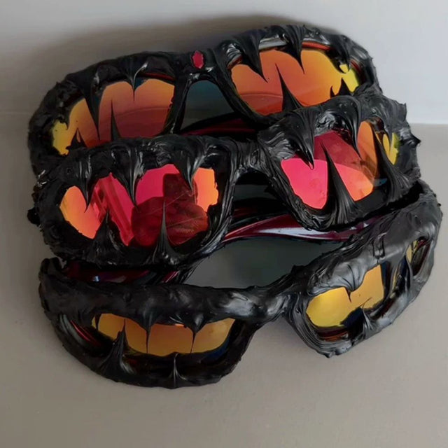 Avant-garde Sunglasses