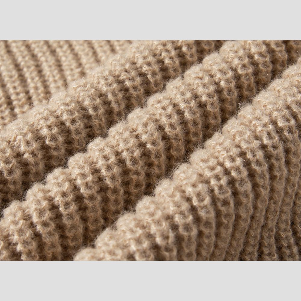 Relaxed fit sweater designed for both men and women.