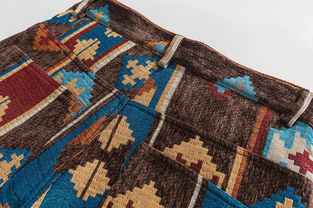 Lässige Vintage-Hose mit Ethno-Print