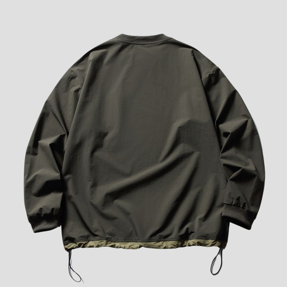 Cozy sweatshirt made from breathable eco-friendly materials.