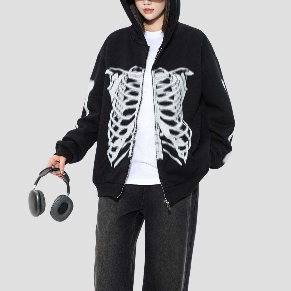 Versatile hoodie for casual streetwear