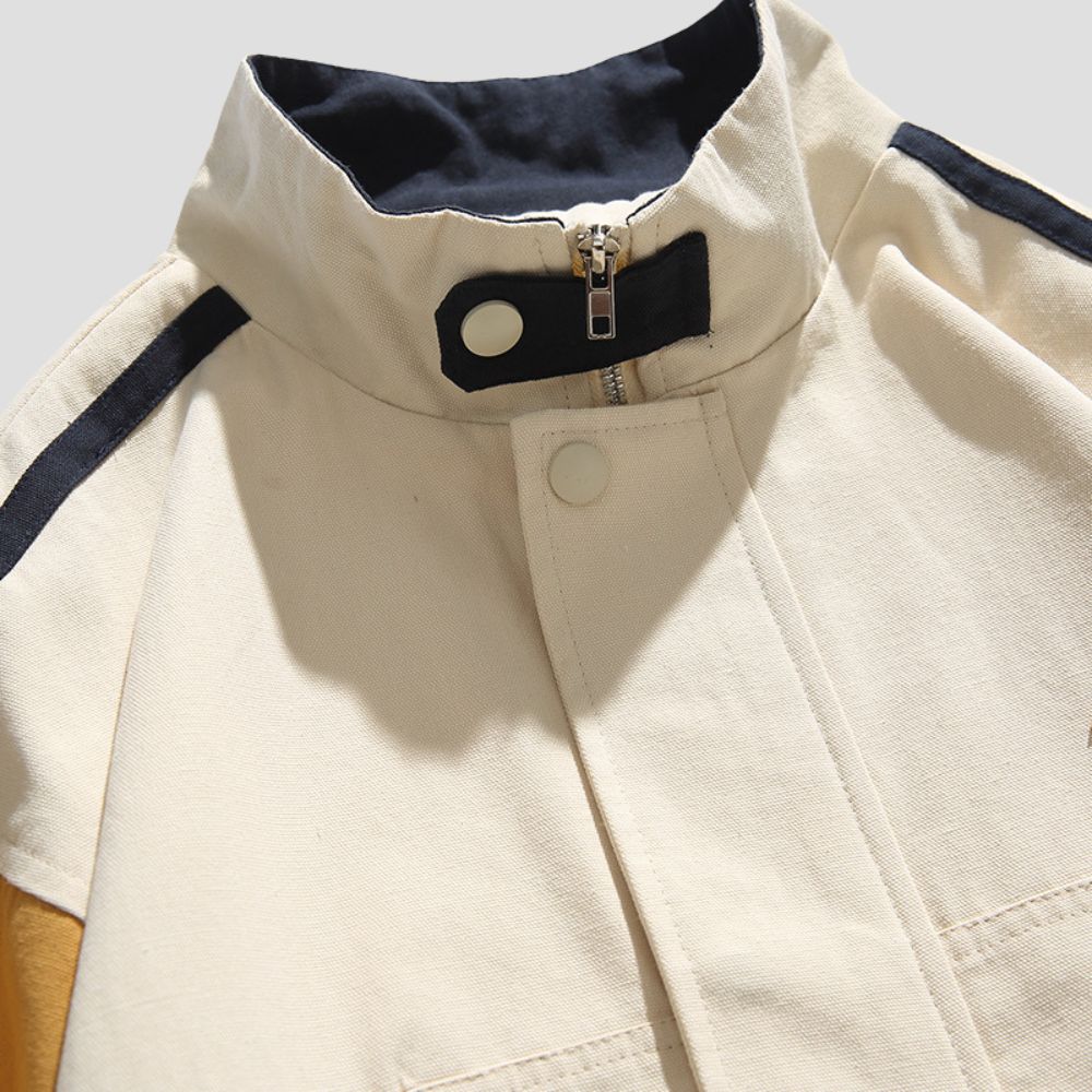 Comfortable jacket with high-quality materials for everyday wear