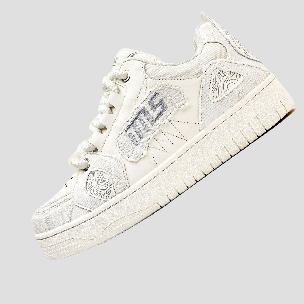 Unisex design allows for shared style between partners, friends, or family.