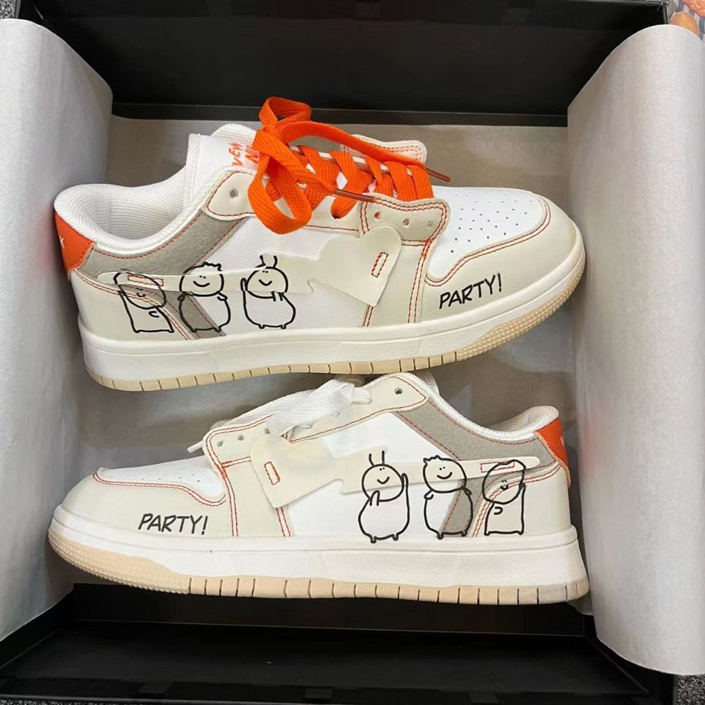 Soft insole of Vintage Graffiti Casual Shoes for added comfort