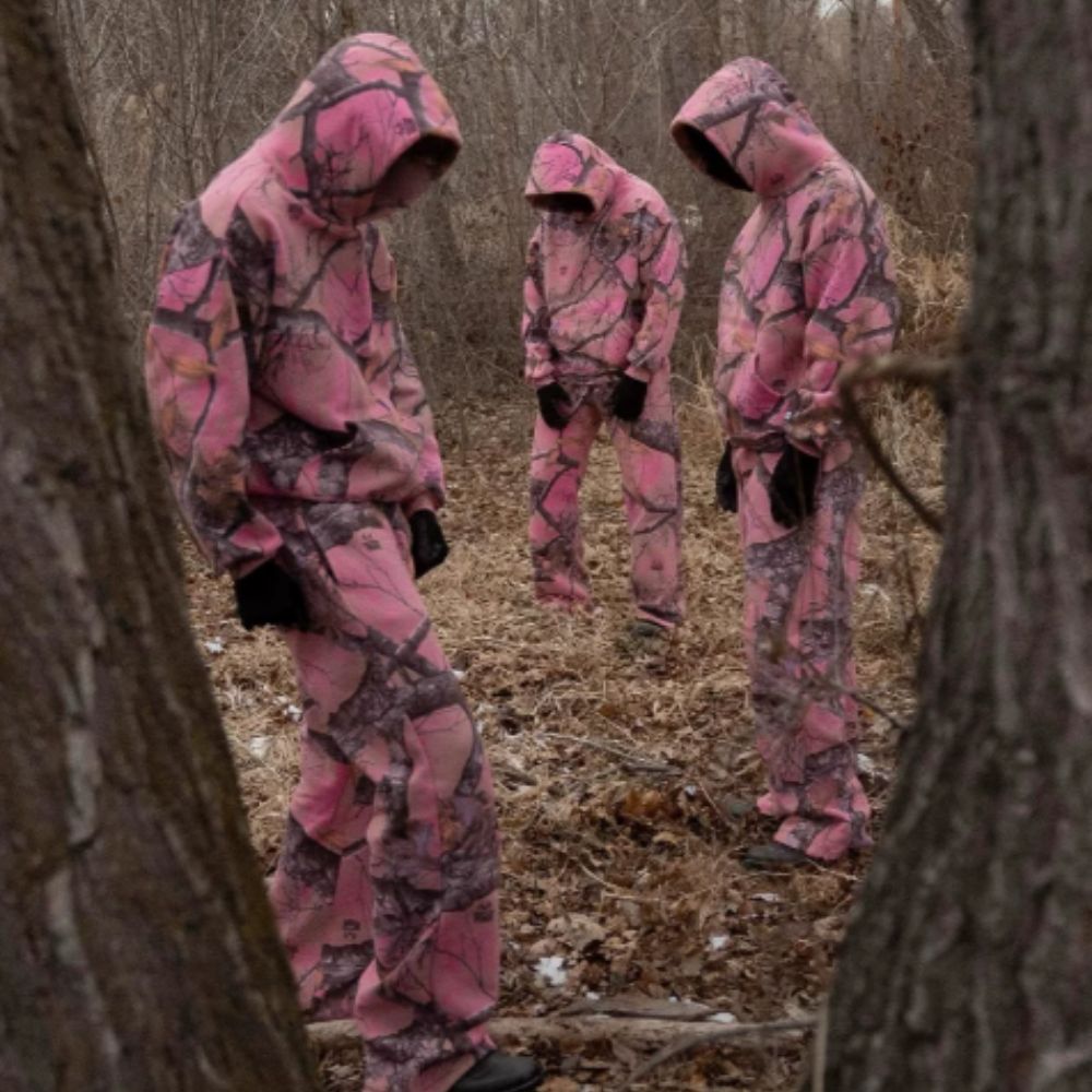 vintage-graffiti-maple-leaf-camouflage-set-pants-detail