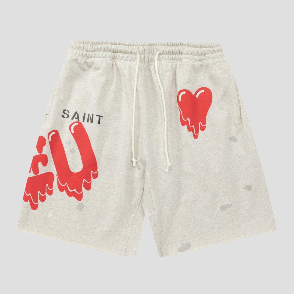 Street fashion distressed heart pattern shorts.