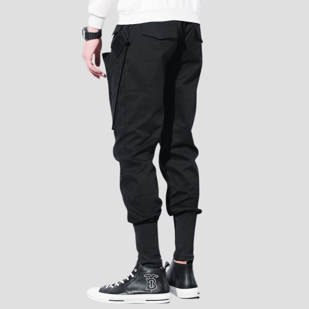 adjustable-waist-cargo-pants