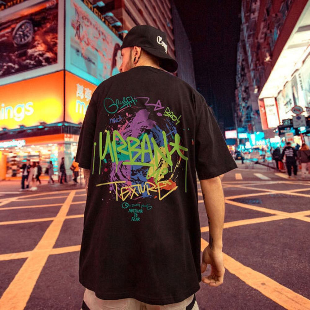 streetwear-graffiti-shirt