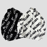 Plüschjacke mit Buchstabenstickerei