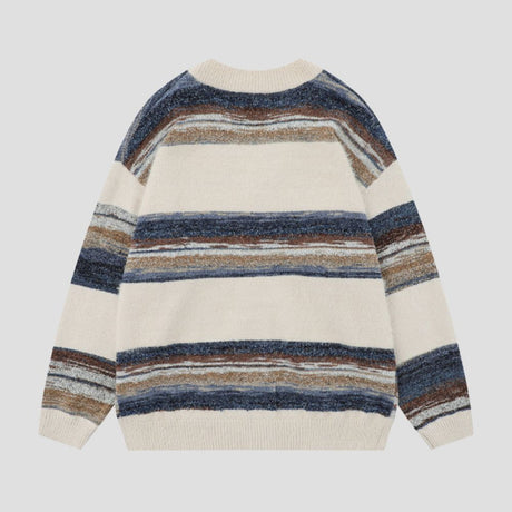 Soft and comfortable sweater made from eco-friendly materials, ideal for casual streetwear.
