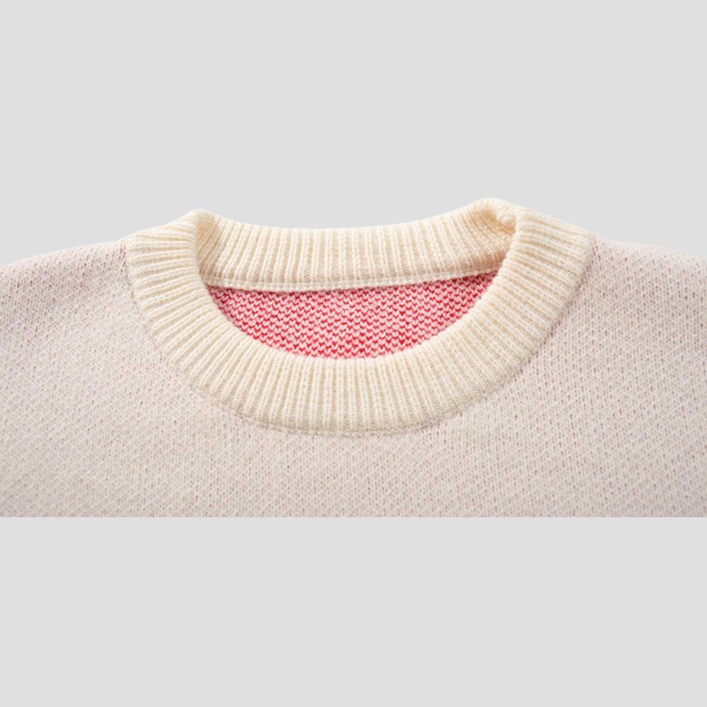 Relaxed fit sweater with soft touch for ultimate comfort
