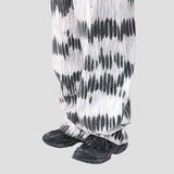 Loose-fit tie-dye casual pants in durable cotton material.