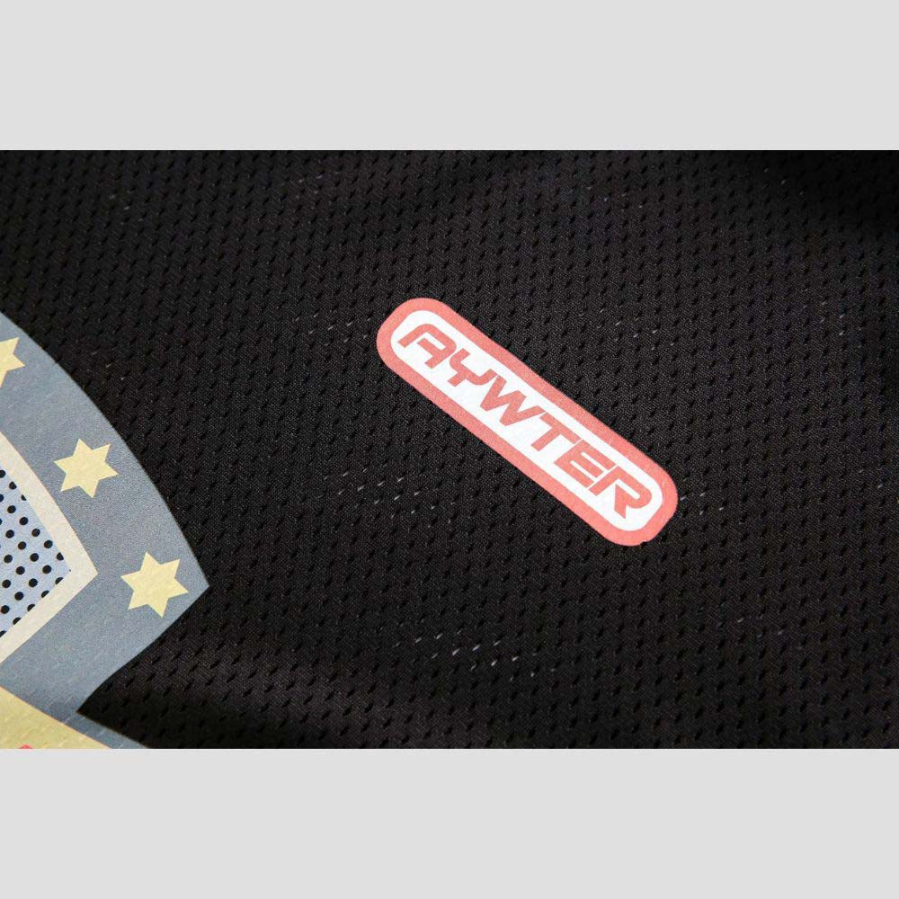 Comfortable streetwear with personalized embroidered details.