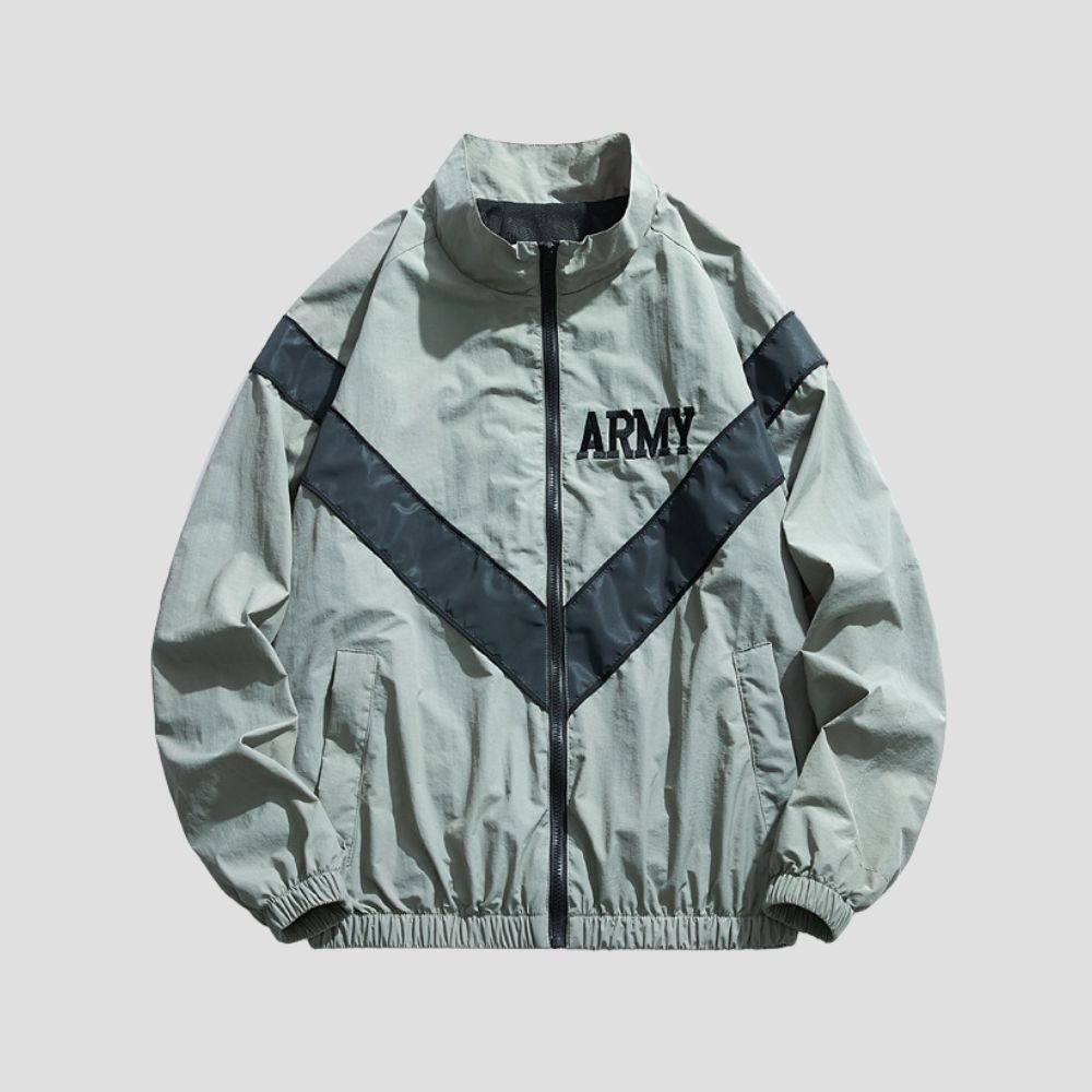  Front view of the Vintage Sports PT Jacket with sporty design and zip-up closure.