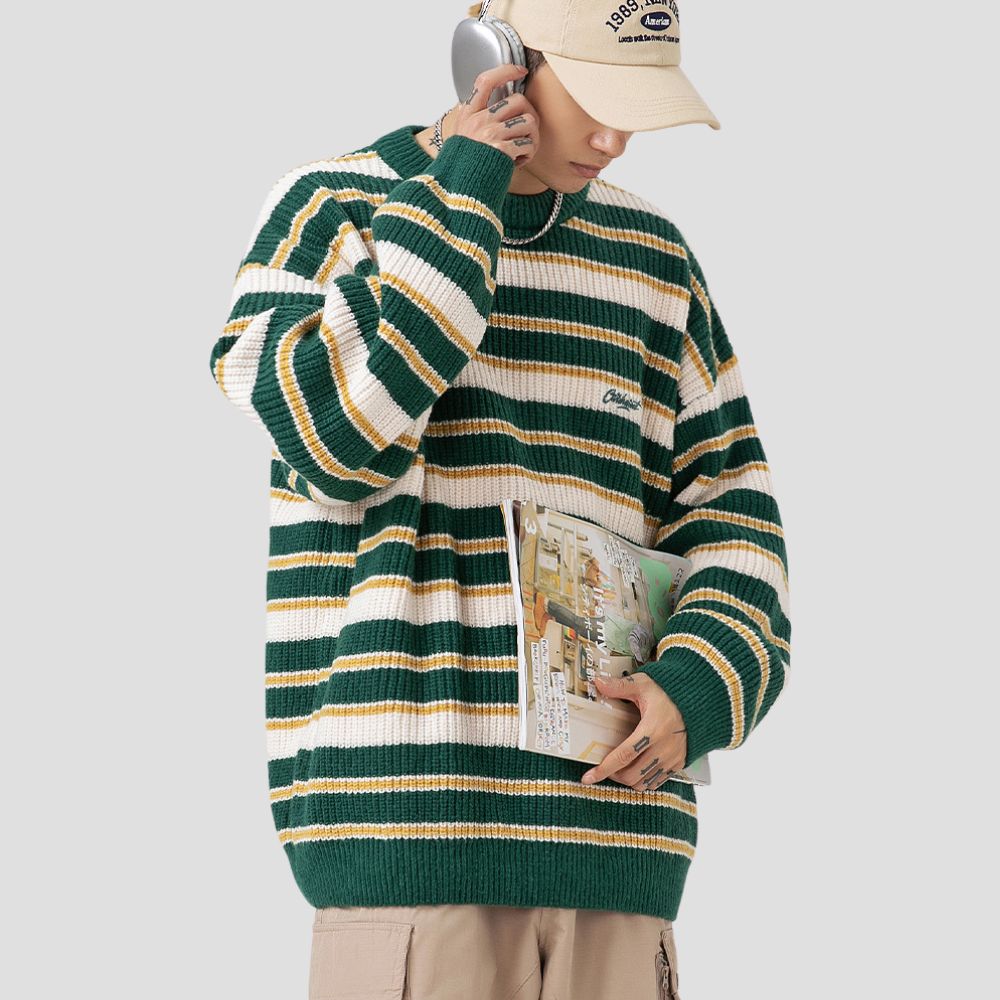 Fashionable sweater suitable for various occasions and styles
