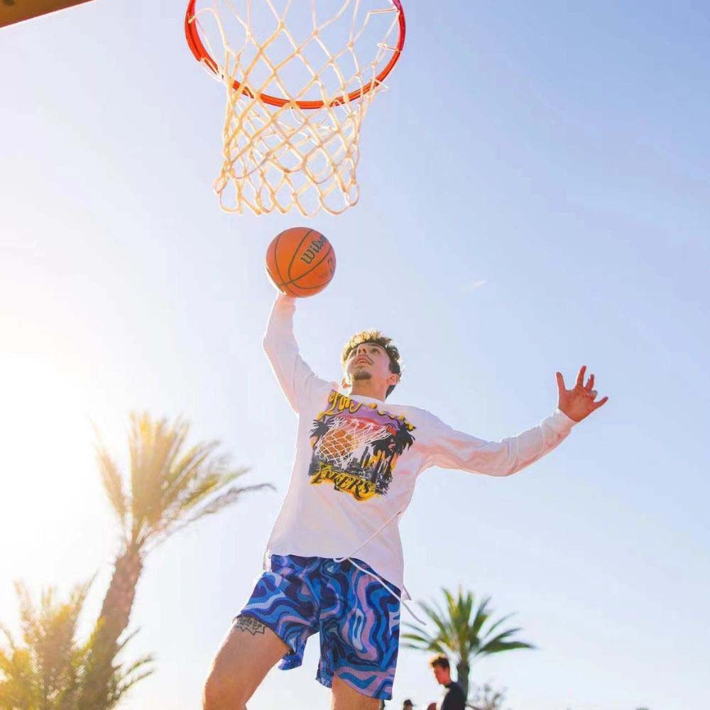 Urban style quick-dry shorts with adjustable fit